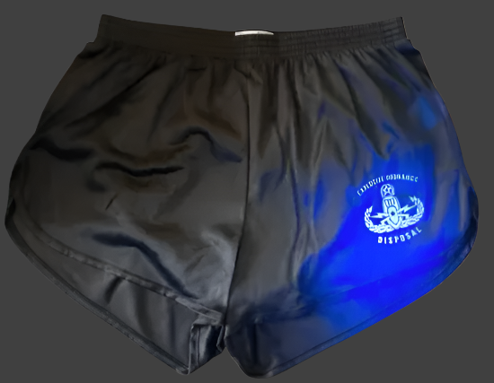 Glow in the Dark Badge Silkies