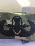 Navy Badge Woodland Dig