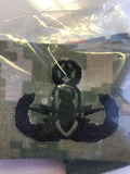 Navy Badge Woodland Dig